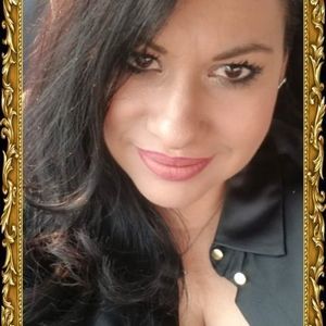 Meet your Posher, Imelda